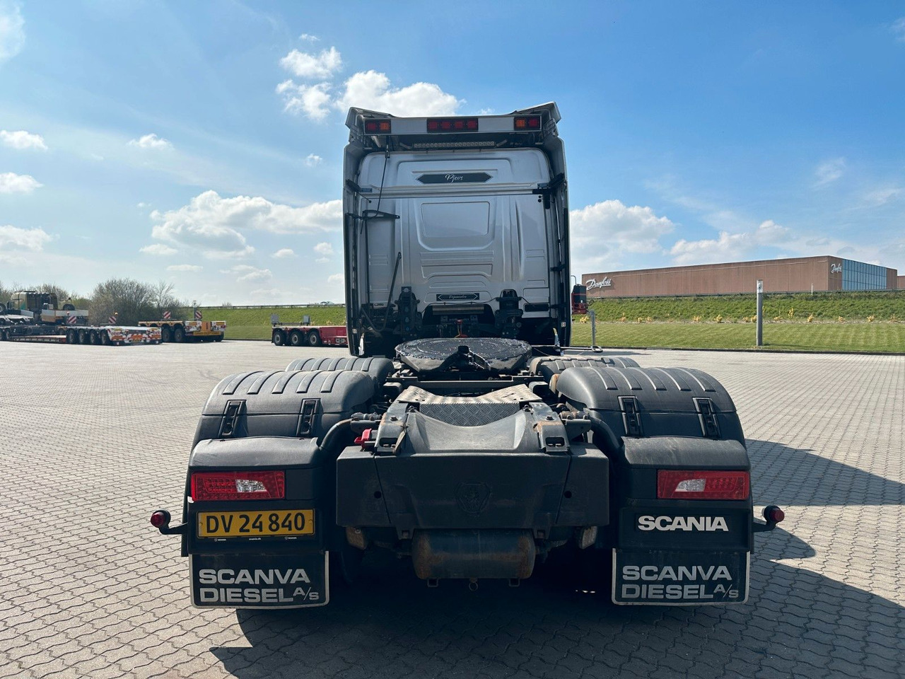 Scania R 730 6x4 Scania R 730 V8 6x4 - Trekkvogn: bilde 4 Scania R 730 6x4 Scania R 730 V8 6x4 - Trekkvogn: bilde 4