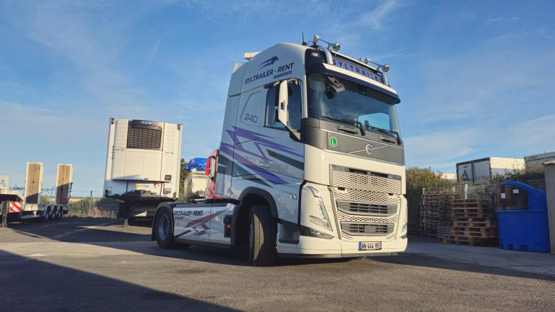Volvo FH 500 Globetrotter XXL (Location / Rent) - Trekkvogn: bilde 1 Volvo FH 500 Globetrotter XXL (Location / Rent) - Trekkvogn: bilde 1
