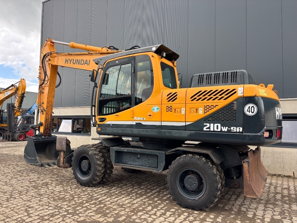 Hyundai Robex 210 W-9 A - 210 W - 200 W - 180 W - Hjulgraver: bilde 2 Hyundai Robex 210 W-9 A - 210 W - 200 W - 180 W - Hjulgraver: bilde 2