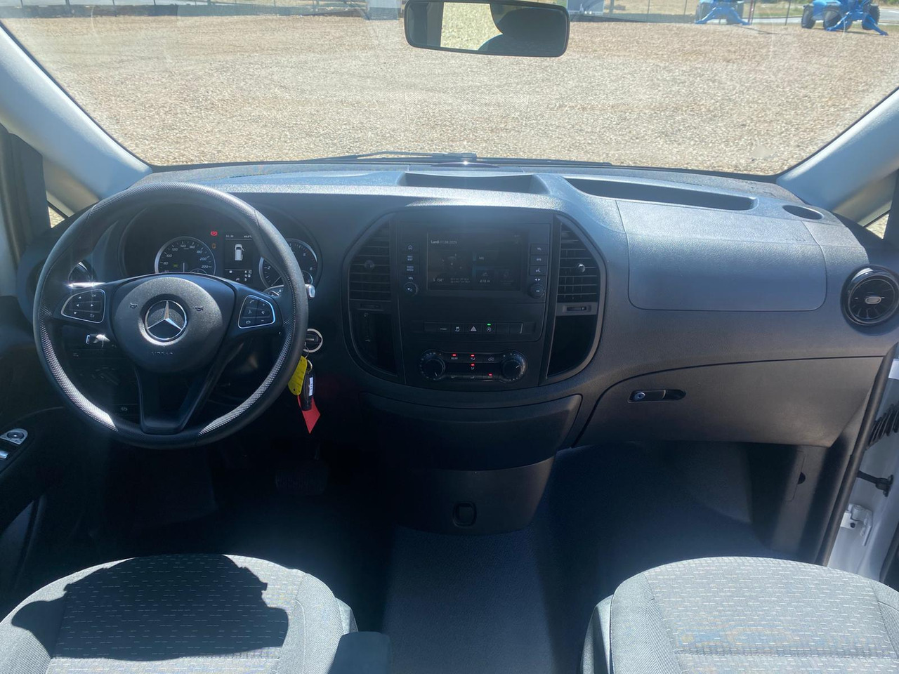 MERCEDES-BENZ Vito Tourer 114 CDI 136 Long Pro 9G-Tronic 8 Places - Persontransport: bilde 5 MERCEDES-BENZ Vito Tourer 114 CDI 136 Long Pro 9G-Tronic 8 Places - Persontransport: bilde 5