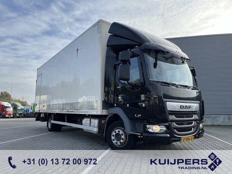 DAF LF 180 FA Euro 6 / 12 Ton / 400 dkm / Box / Laadklep - Skapbil: bilde 1 DAF LF 180 FA Euro 6 / 12 Ton / 400 dkm / Box / Laadklep - Skapbil: bilde 1