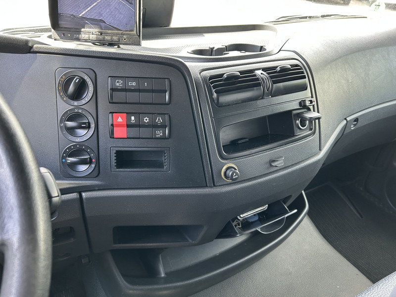 Mercedes-Benz Atego 818 / 8 Ton / 676 dkm / Box / Laadklep / APK TUV 03-26 - Skapbil: bilde 5 Mercedes-Benz Atego 818 / 8 Ton / 676 dkm / Box / Laadklep / APK TUV 03-26 - Skapbil: bilde 5