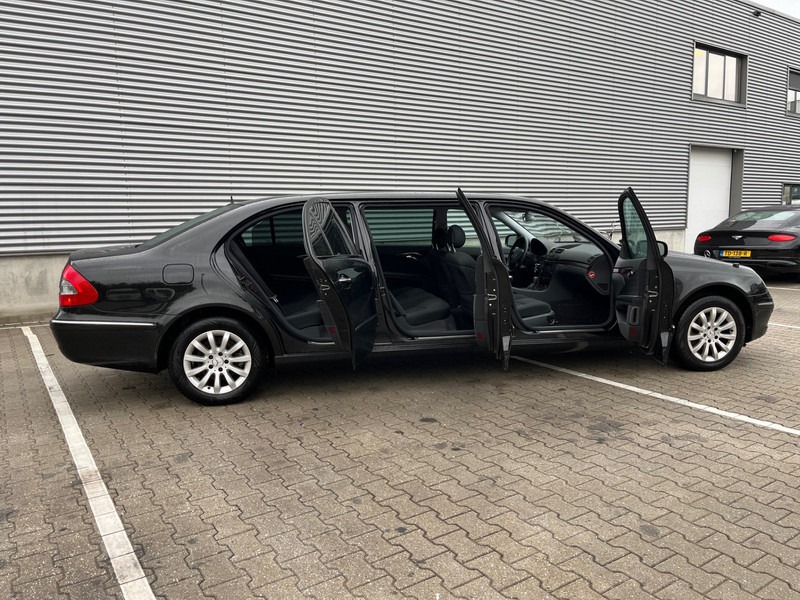 Mercedes-Benz E-Klasse / Limousine / 240 Avantgarde / 4-Matic / 8-pers / APK/TUV 09-2026 / - Sedan: bilde 3 Mercedes-Benz E-Klasse / Limousine / 240 Avantgarde / 4-Matic / 8-pers / APK/TUV 09-2026 / - Sedan: bilde 3