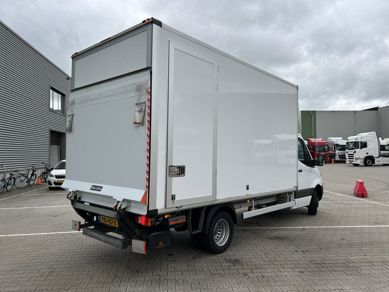 Mercedes-Benz Sprinter 515 1.9 CDI / 126 dkm / Box 4.4 mtr / Laadklep / APK 07-26 - Varebil med skap: bilde 2 Mercedes-Benz Sprinter 515 1.9 CDI / 126 dkm / Box 4.4 mtr / Laadklep / APK 07-26 - Varebil med skap: bilde 2