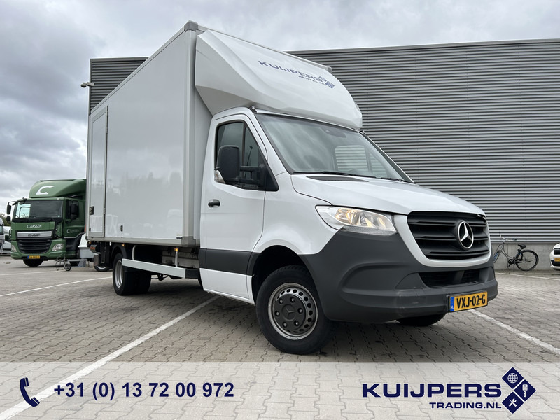 Mercedes-Benz Sprinter 515 1.9 CDI / 126 dkm / Box 4.4 mtr / Laadklep / APK 07-26 - Varebil med skap: bilde 1 Mercedes-Benz Sprinter 515 1.9 CDI / 126 dkm / Box 4.4 mtr / Laadklep / APK 07-26 - Varebil med skap: bilde 1
