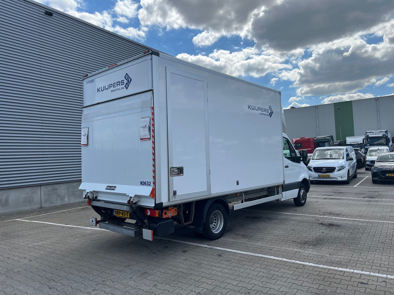 Mercedes-Benz Sprinter 515 1.9 CDI / Box 4.4 mtr / Laadklep / Zijdeur - Varebil med skap: bilde 4 Mercedes-Benz Sprinter 515 1.9 CDI / Box 4.4 mtr / Laadklep / Zijdeur - Varebil med skap: bilde 4