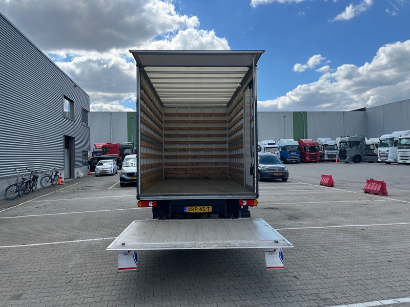 Mercedes-Benz Sprinter 515 1.9 CDI / Box 4.4 mtr / Laadklep / Zijdeur - Varebil med skap: bilde 5 Mercedes-Benz Sprinter 515 1.9 CDI / Box 4.4 mtr / Laadklep / Zijdeur - Varebil med skap: bilde 5