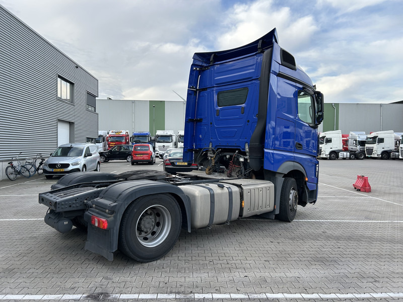 Mercedes-Benz Actros 1842 StreamSpace / 939 dkm / 2 Tanks / NL Truck - Trekkvogn: bilde 2 Mercedes-Benz Actros 1842 StreamSpace / 939 dkm / 2 Tanks / NL Truck - Trekkvogn: bilde 2