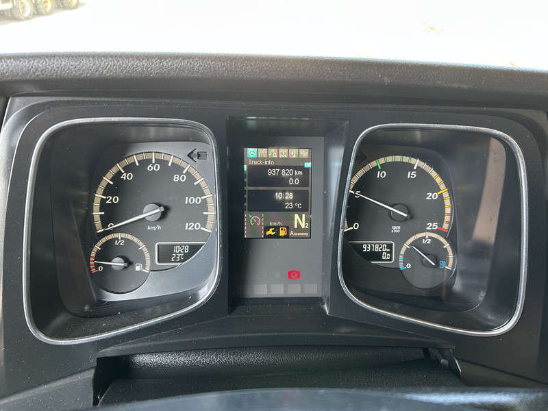 Mercedes-Benz Actros 1842 Streamspace / 937 dkm / 2 Tanks / NL Truck - Trekkvogn: bilde 4 Mercedes-Benz Actros 1842 Streamspace / 937 dkm / 2 Tanks / NL Truck - Trekkvogn: bilde 4