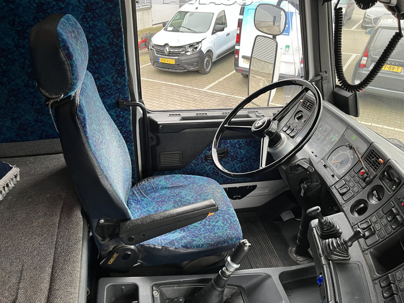 Scania R 143H V8 500 Streamline / V8 Sound / Retarder / Old Skool Classic - Trekkvogn: bilde 3 Scania R 143H V8 500 Streamline / V8 Sound / Retarder / Old Skool Classic - Trekkvogn: bilde 3