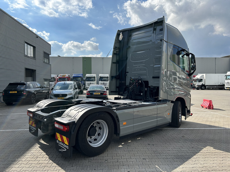 Volvo FH 500 Globetrotter XL / VEB+ / 2 Tanks / New Tacho V2 / APK TUV 07-26 - Trekkvogn: bilde 2 Volvo FH 500 Globetrotter XL / VEB+ / 2 Tanks / New Tacho V2 / APK TUV 07-26 - Trekkvogn: bilde 2