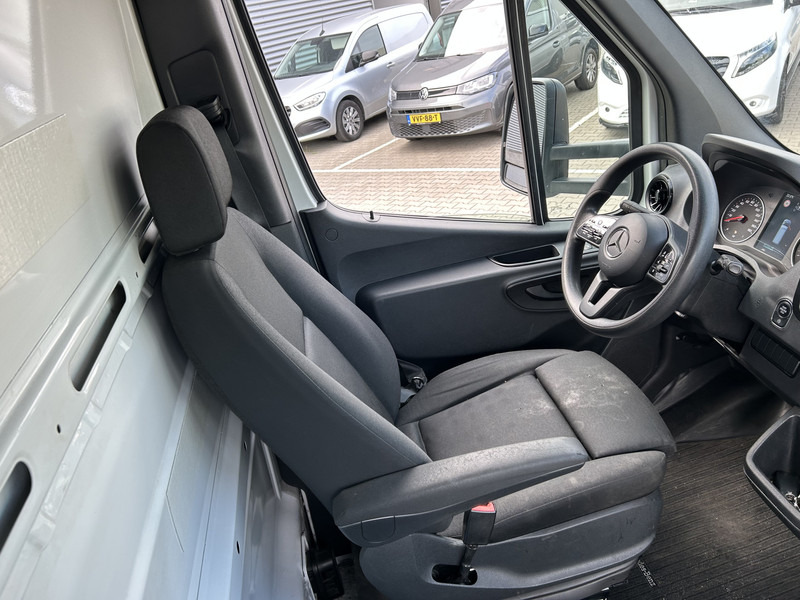 Mercedes-Benz Sprinter 515 1.9 CDI / Chassis Cabine / WB 433 cm / 324 dkm / APK TUV 03-26 - Varebil: bilde 3 Mercedes-Benz Sprinter 515 1.9 CDI / Chassis Cabine / WB 433 cm / 324 dkm / APK TUV 03-26 - Varebil: bilde 3