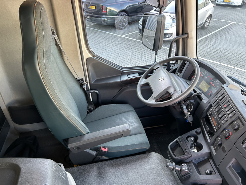 Volvo FL 210 / 12 Ton / 203 dkm / Wrapped / Box / Laadklep / APK 01-26 - Skapbil: bilde 3 Volvo FL 210 / 12 Ton / 203 dkm / Wrapped / Box / Laadklep / APK 01-26 - Skapbil: bilde 3