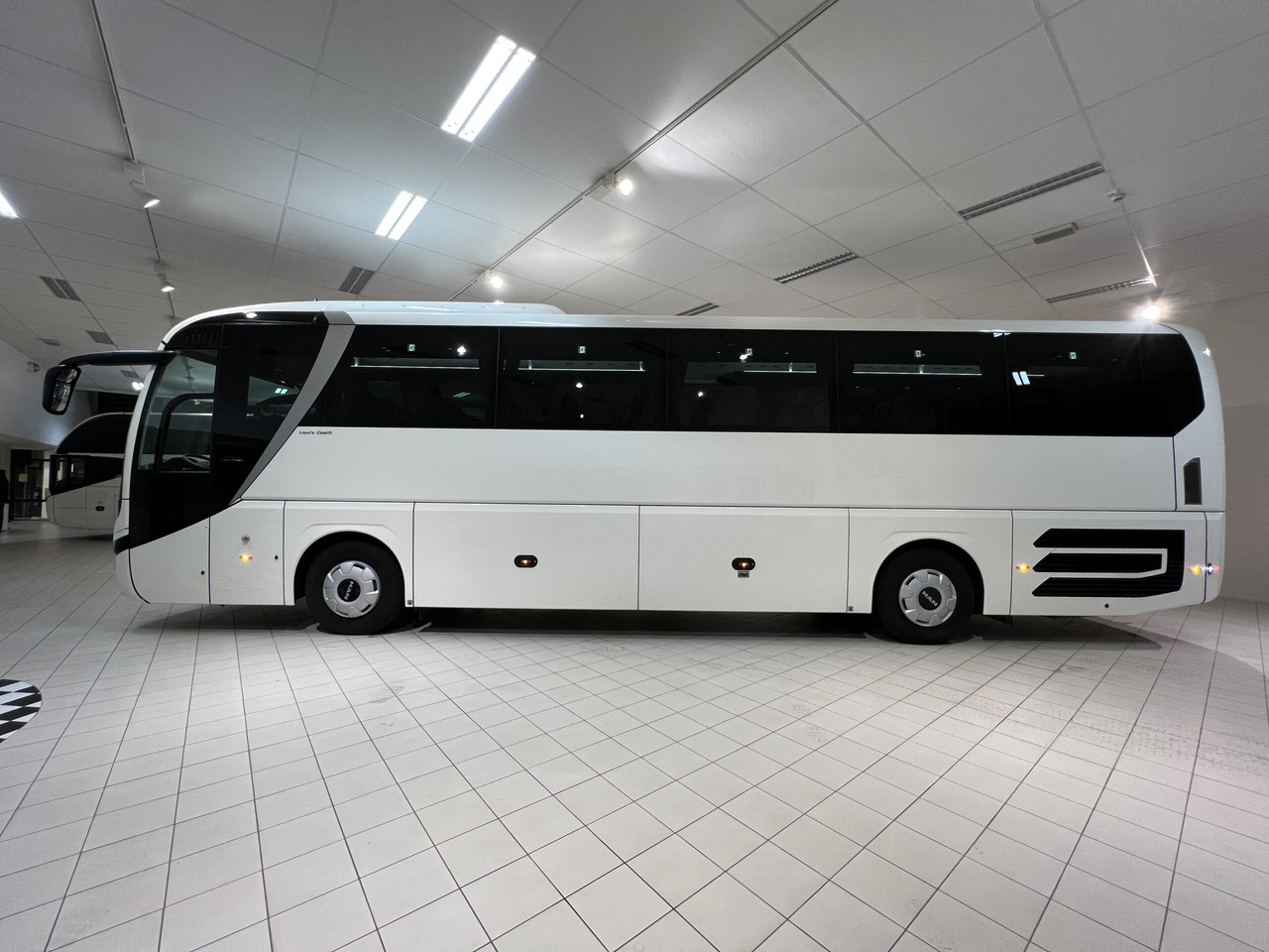 MAN Lions Coach R07 Euro 6E - Turistbuss: bilde 4 MAN Lions Coach R07 Euro 6E - Turistbuss: bilde 4