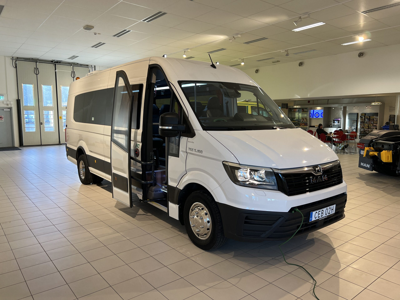 MAN TGE Businessline / VIP - Minibuss, Persontransport: bilde 1 MAN TGE Businessline / VIP - Minibuss, Persontransport: bilde 1