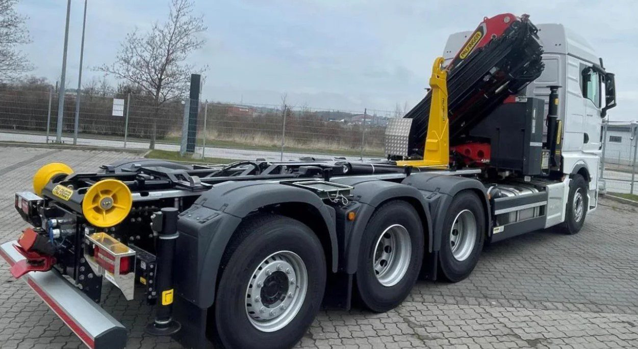 MAN TGS 35.510 8×4 Tridem kranväxlare Palfinger - Krokbil, Kranbil: bilde 4 MAN TGS 35.510 8×4 Tridem kranväxlare Palfinger - Krokbil, Kranbil: bilde 4