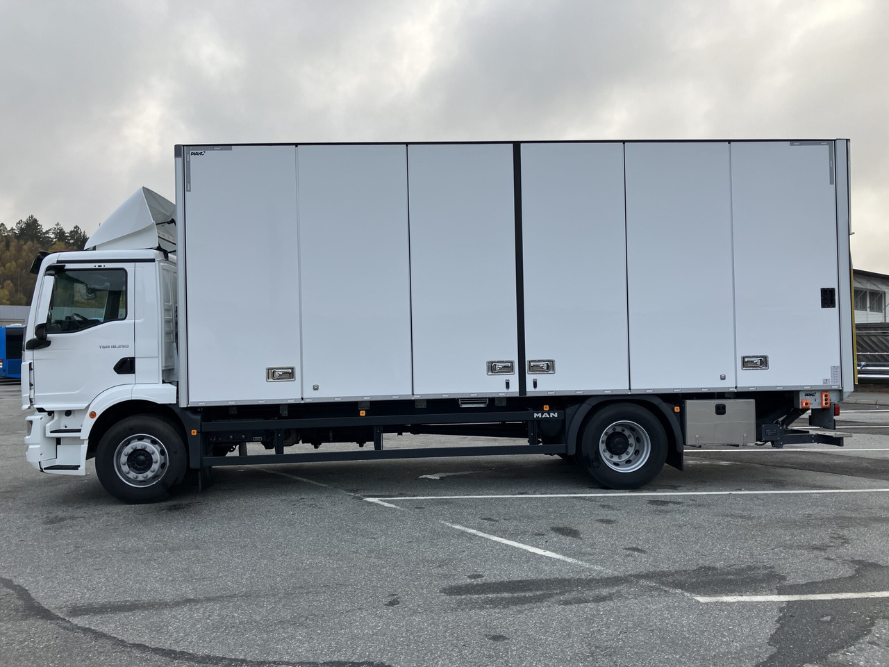 TGM 18.290 4×2 LL 18-ppl ÖBS - Skapbil: bilde 5 TGM 18.290 4×2 LL 18-ppl ÖBS - Skapbil: bilde 5