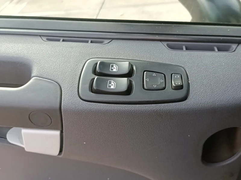 Lastebil Scania P320: bilde 15 Lastebil Scania P320: bilde 15