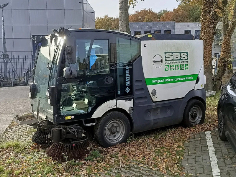 Mathieu MC210 Azura MC210 - Feiebil: bilde 3 Mathieu MC210 Azura MC210 - Feiebil: bilde 3