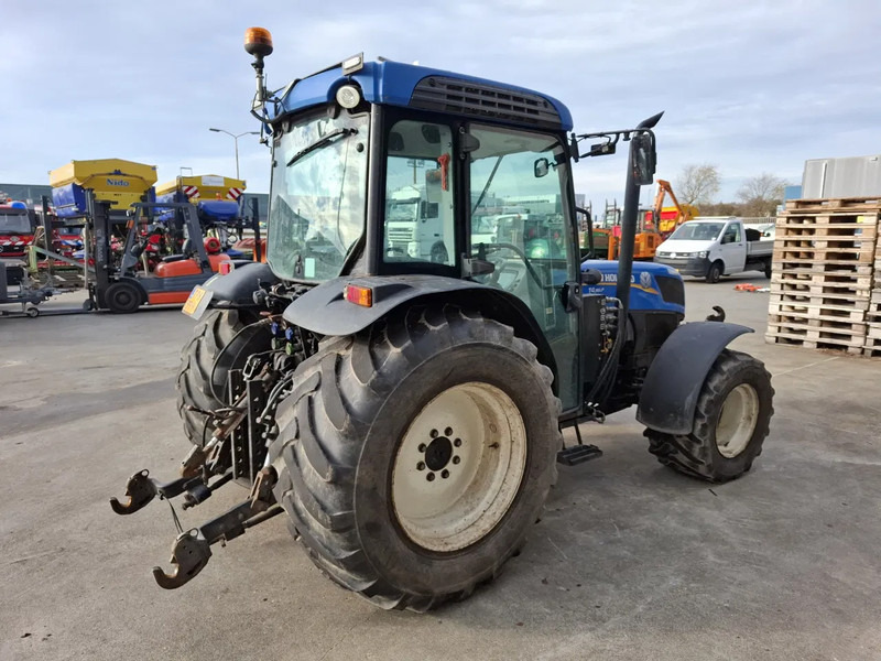 New Holland T4.95 T4.95LP - Traktor: bilde 2 New Holland T4.95 T4.95LP - Traktor: bilde 2