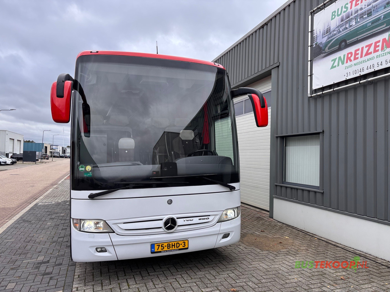 Mercedes TOURISMO RHD-M/2A - Turistbuss: bilde 2 Mercedes TOURISMO RHD-M/2A - Turistbuss: bilde 2