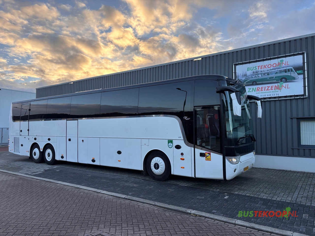 Vanhool TX17 Acron, ROLSTOELBUS - Turistbuss: bilde 1 Vanhool TX17 Acron, ROLSTOELBUS - Turistbuss: bilde 1