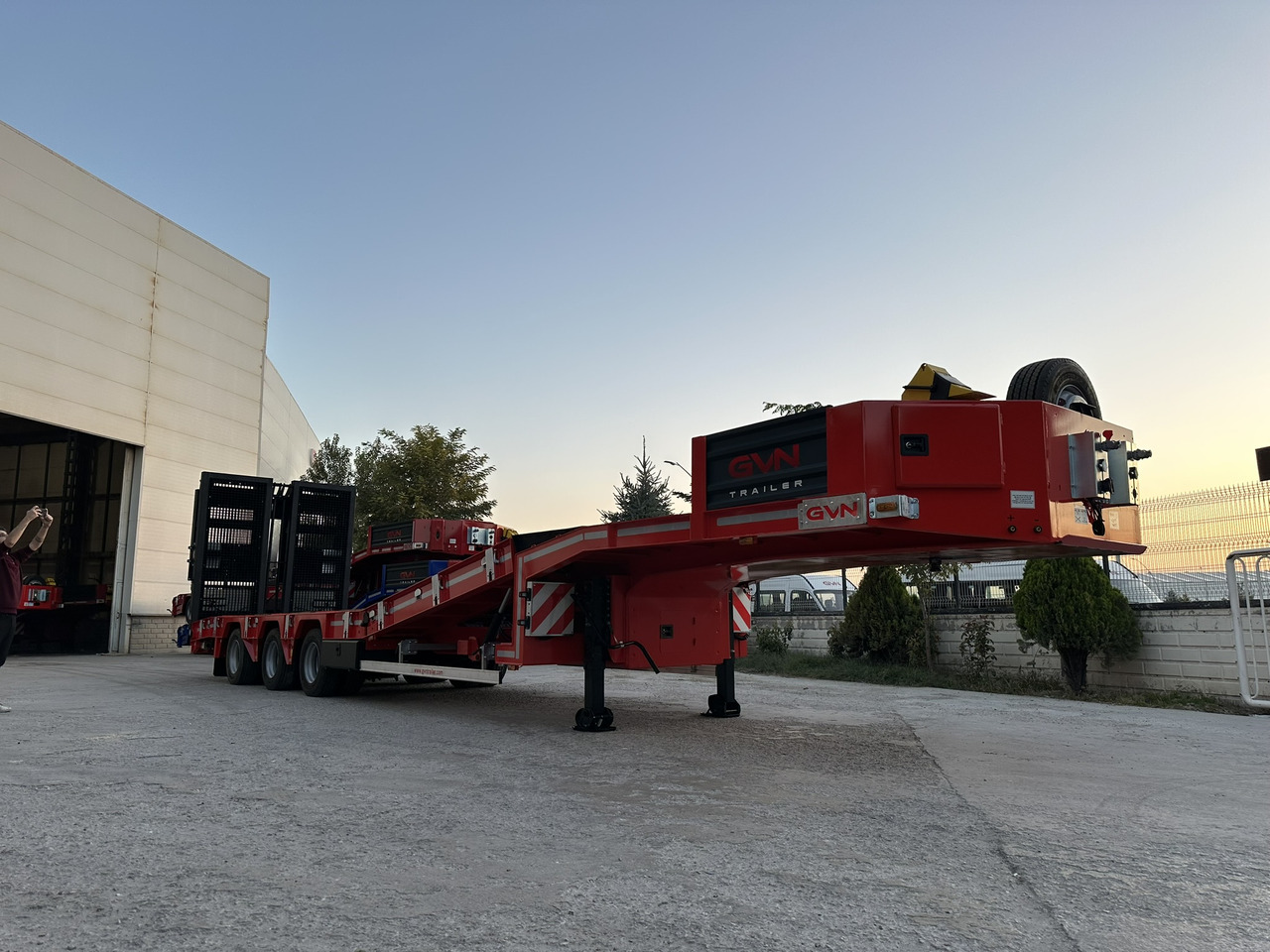 Ny Lavloader semitrailer GVN Trailer 3 AXLE HYDRAULIC PLATFORM LOWBED: bilde 15 Ny Lavloader semitrailer GVN Trailer 3 AXLE HYDRAULIC PLATFORM LOWBED: bilde 15