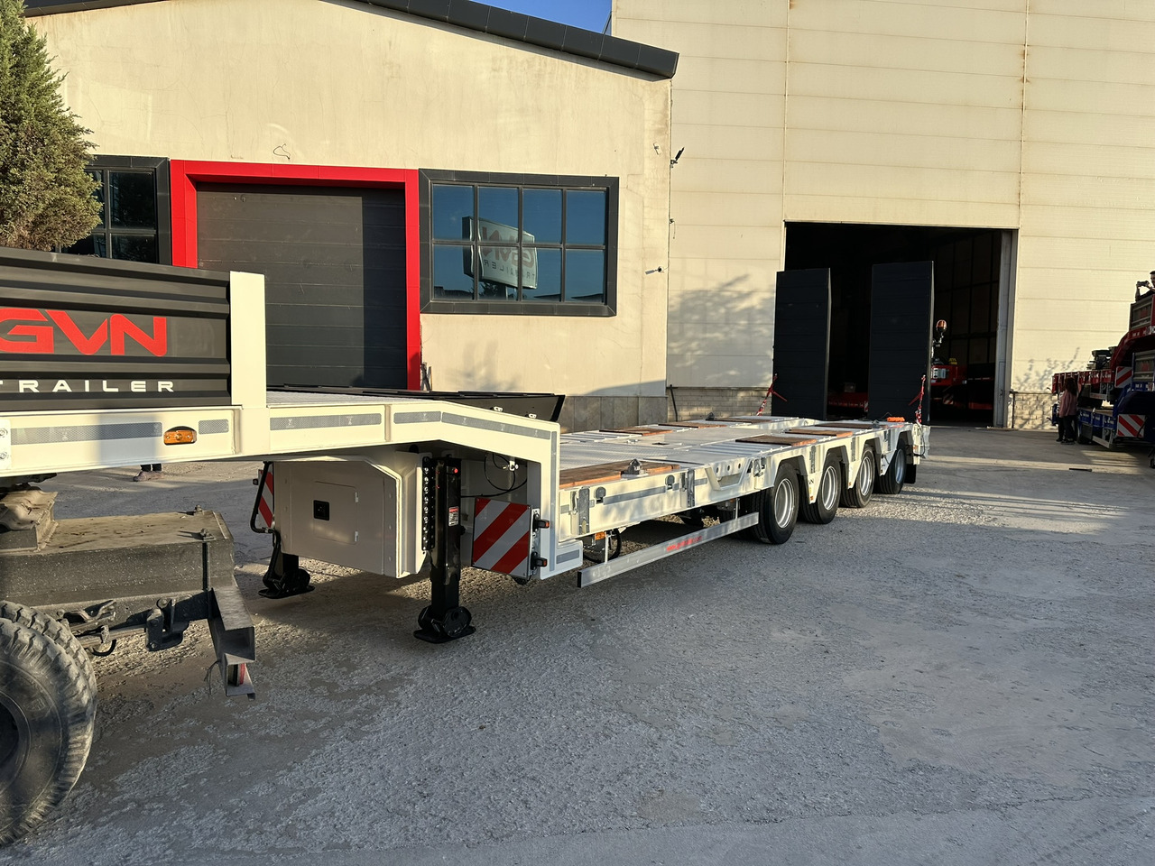 Ny Lavloader semitrailer GVN Trailer 4 AXLE HYDRAULIC PLATFORM LOWBED: bilde 11 Ny Lavloader semitrailer GVN Trailer 4 AXLE HYDRAULIC PLATFORM LOWBED: bilde 11