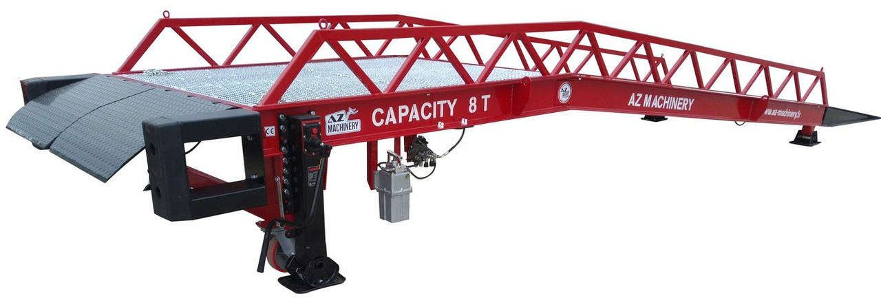 **RENTAL** Loading Ramp with with hydraulic tilting bridge - AZ RAMP - STAR- 8T. 8 ton capacity - Lasterampe: bilde 1 **RENTAL** Loading Ramp with with hydraulic tilting bridge - AZ RAMP - STAR- 8T. 8 ton capacity - Lasterampe: bilde 1