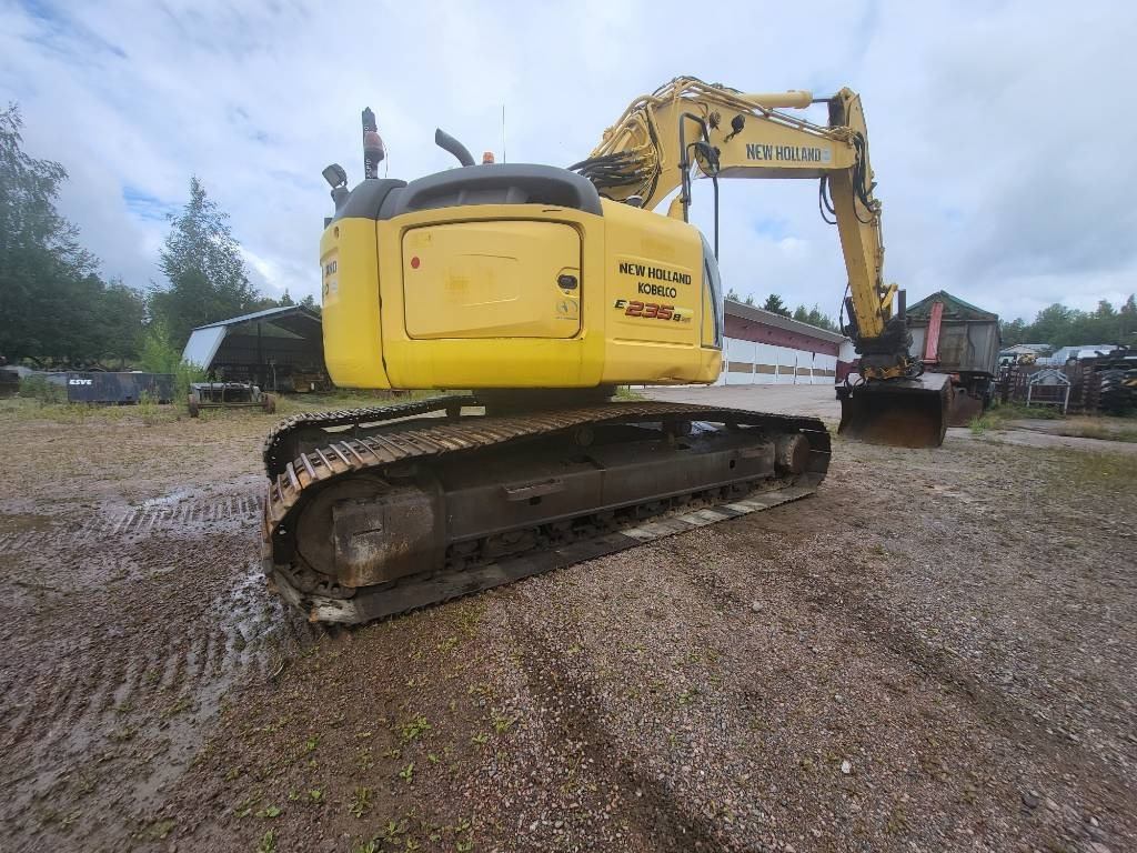 Leie New Holland Kobelco E 235 B SR-2  New Holland Kobelco E 235 B SR-2: bilde 9