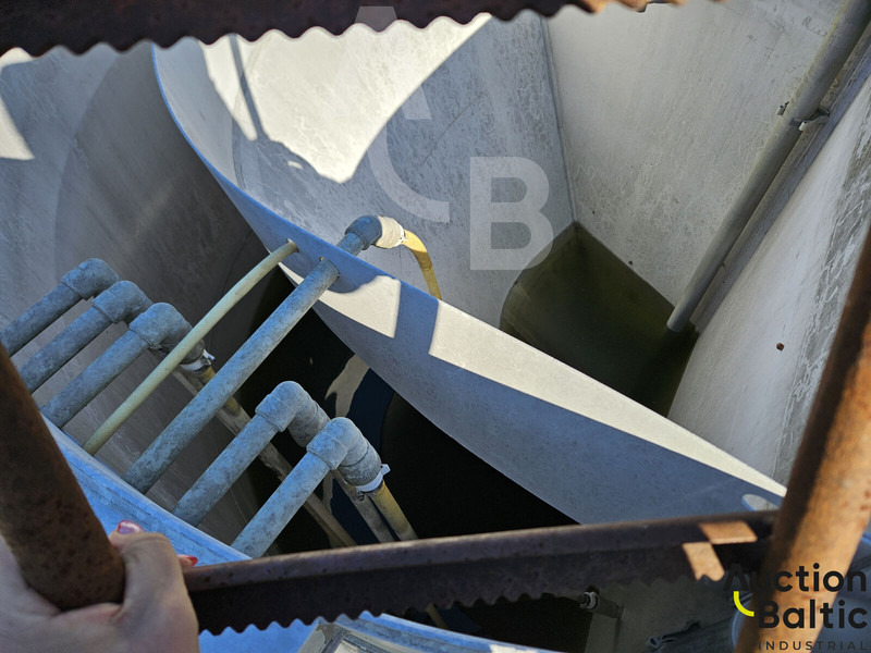 August ir Ko - Tankbil: bilde 5 August ir Ko - Tankbil: bilde 5