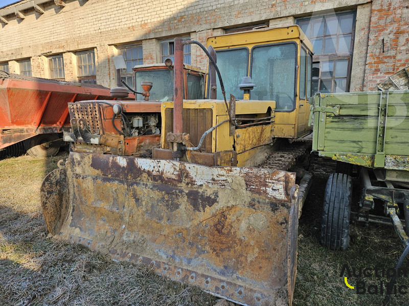 DT-75 - Beltetraktor: bilde 2 DT-75 - Beltetraktor: bilde 2