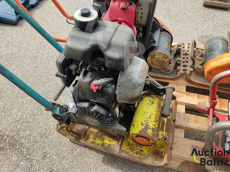 Dynapac LF45, Ammann AVP1033 & 2 Belle - Vibroplate: bilde 5 Dynapac LF45, Ammann AVP1033 & 2 Belle - Vibroplate: bilde 5