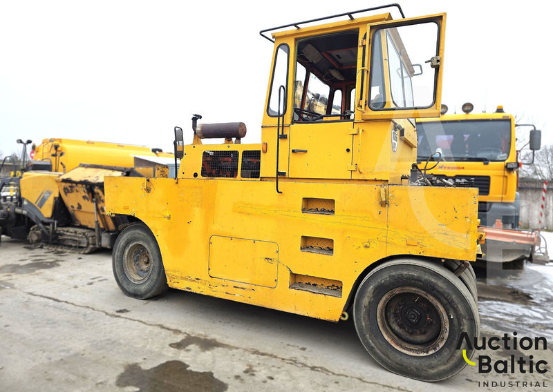 Hamm GRW 18 - Gummihjuls vals: bilde 3 Hamm GRW 18 - Gummihjuls vals: bilde 3