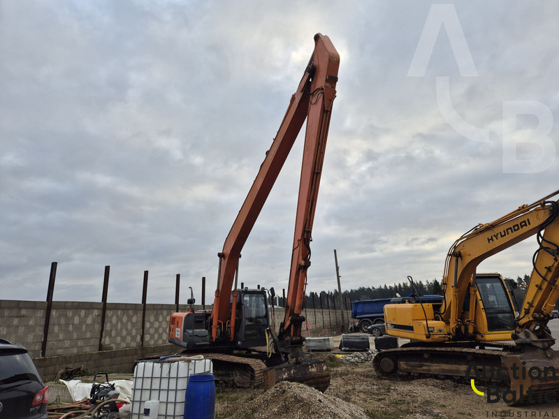 Hitachi ZX 210 LC-3 - Beltegraver: bilde 1 Hitachi ZX 210 LC-3 - Beltegraver: bilde 1