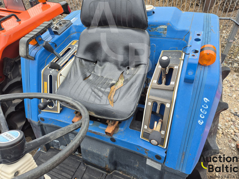 Iseki TU 200 - Traktor: bilde 5 Iseki TU 200 - Traktor: bilde 5