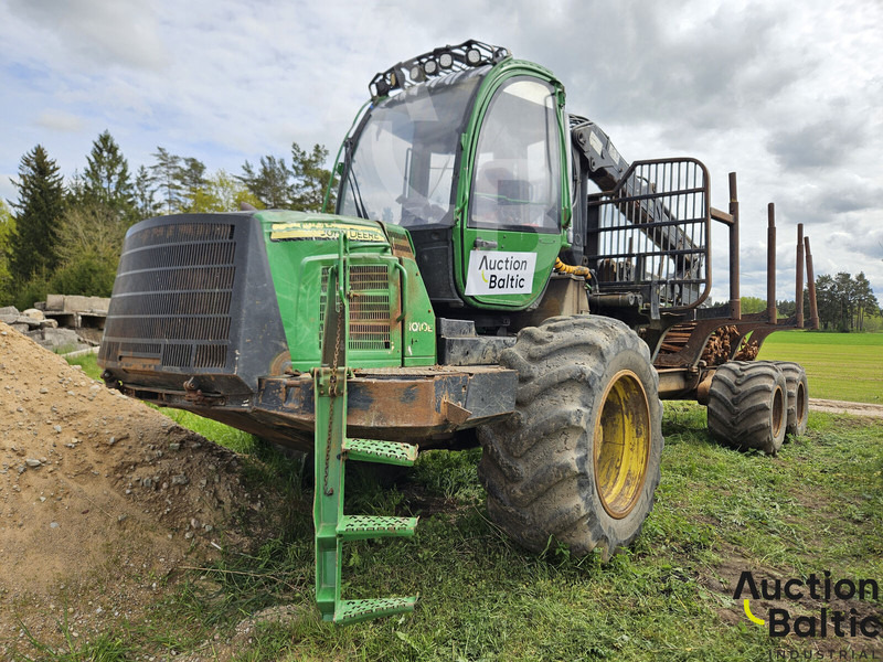 John Deere 1010 E - Skogsvogn: bilde 1 John Deere 1010 E - Skogsvogn: bilde 1