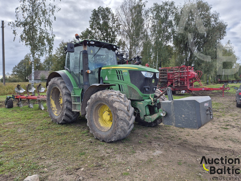 John Deere 6210 R - Traktor: bilde 1 John Deere 6210 R - Traktor: bilde 1