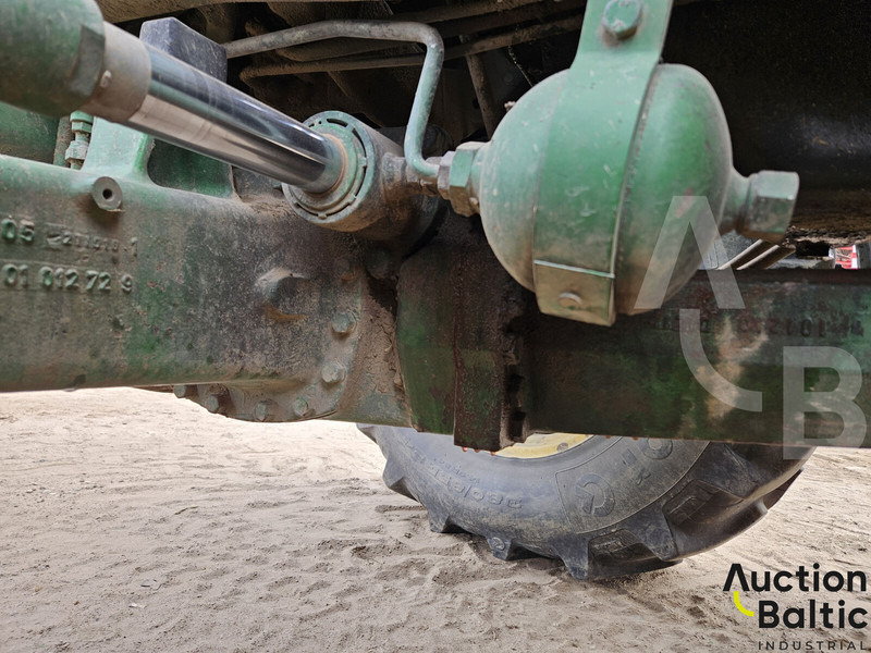 Traktor John Deere 6430: bilde 10 Traktor John Deere 6430: bilde 10