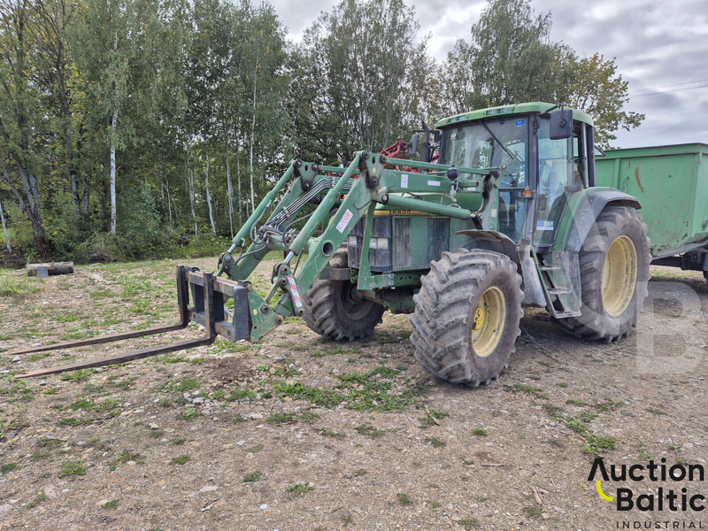 John Deere 6600 - Traktor: bilde 2 John Deere 6600 - Traktor: bilde 2