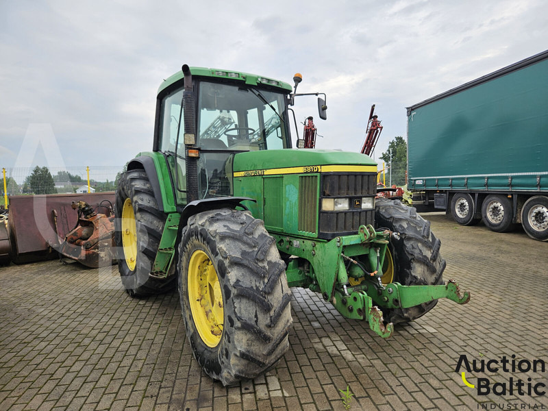 John Deere 6810 - Traktor: bilde 2 John Deere 6810 - Traktor: bilde 2