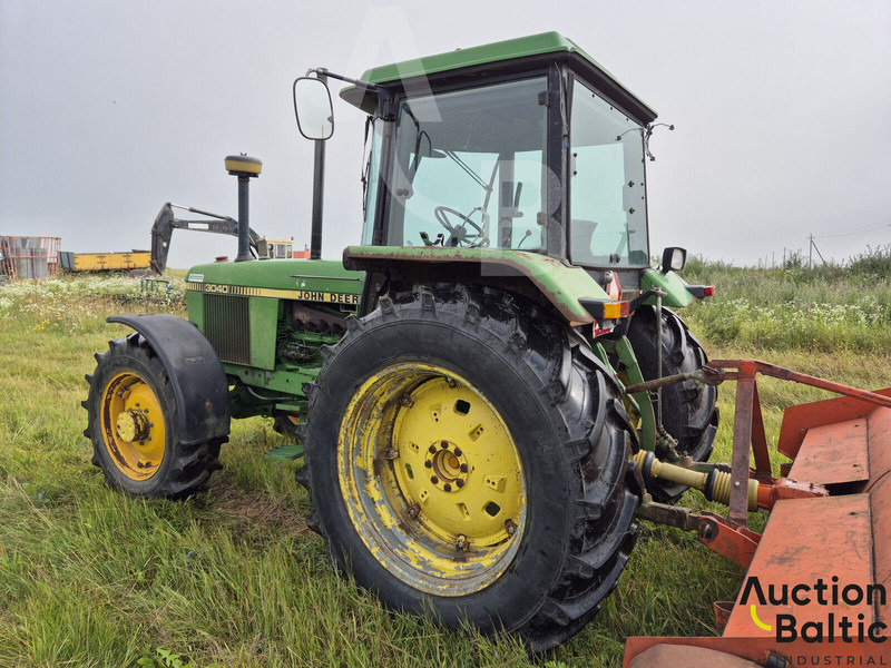John Deere MFWD - Traktor: bilde 4 John Deere MFWD - Traktor: bilde 4