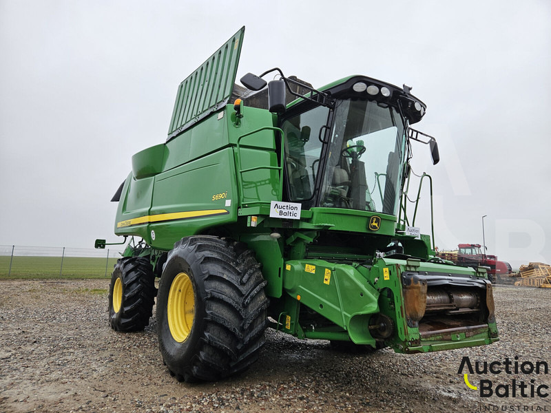 John Deere S 690 i - Skurtresker: bilde 1 John Deere S 690 i - Skurtresker: bilde 1