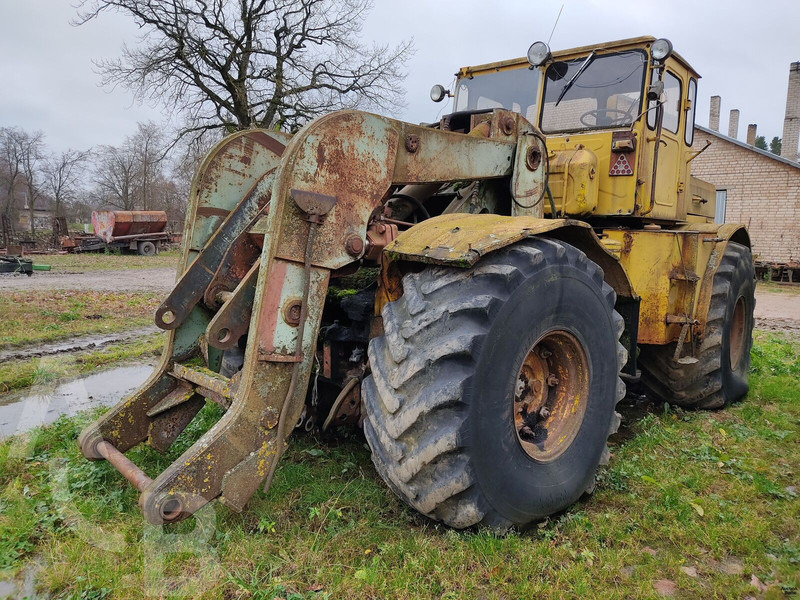 KIROVETS K 701 - Traktor: bilde 4 KIROVETS K 701 - Traktor: bilde 4