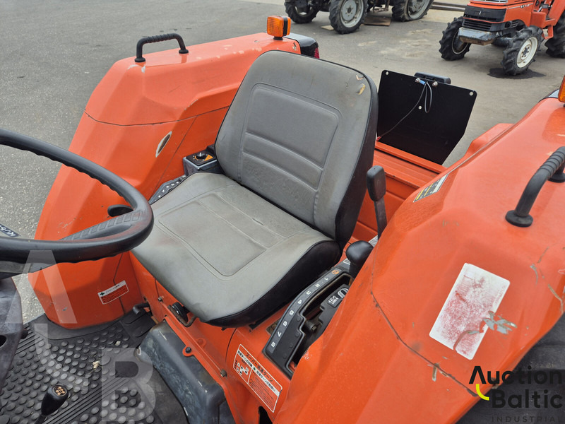 Kubota GL 29 - Traktor: bilde 5 Kubota GL 29 - Traktor: bilde 5
