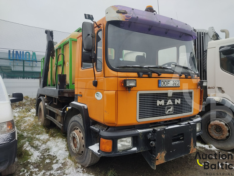 MAN 18.272 - Liftdumper lastebil: bilde 1 MAN 18.272 - Liftdumper lastebil: bilde 1