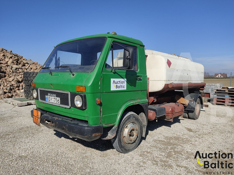 MAN 8.136 - Tankbil: bilde 1 MAN 8.136 - Tankbil: bilde 1