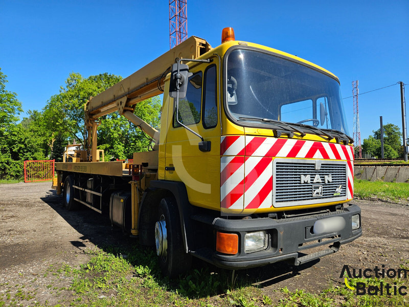 MAN M90 - Billift: bilde 2 MAN M90 - Billift: bilde 2