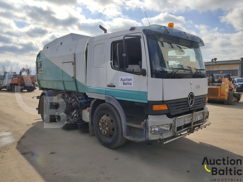 Mercedes-Benz 1517 - Feiebil: bilde 2 Mercedes-Benz 1517 - Feiebil: bilde 2