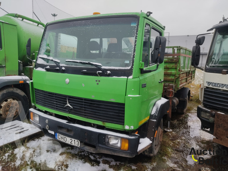 Mercedes-Benz 814 - Tippbil, Kranbil: bilde 2 Mercedes-Benz 814 - Tippbil, Kranbil: bilde 2